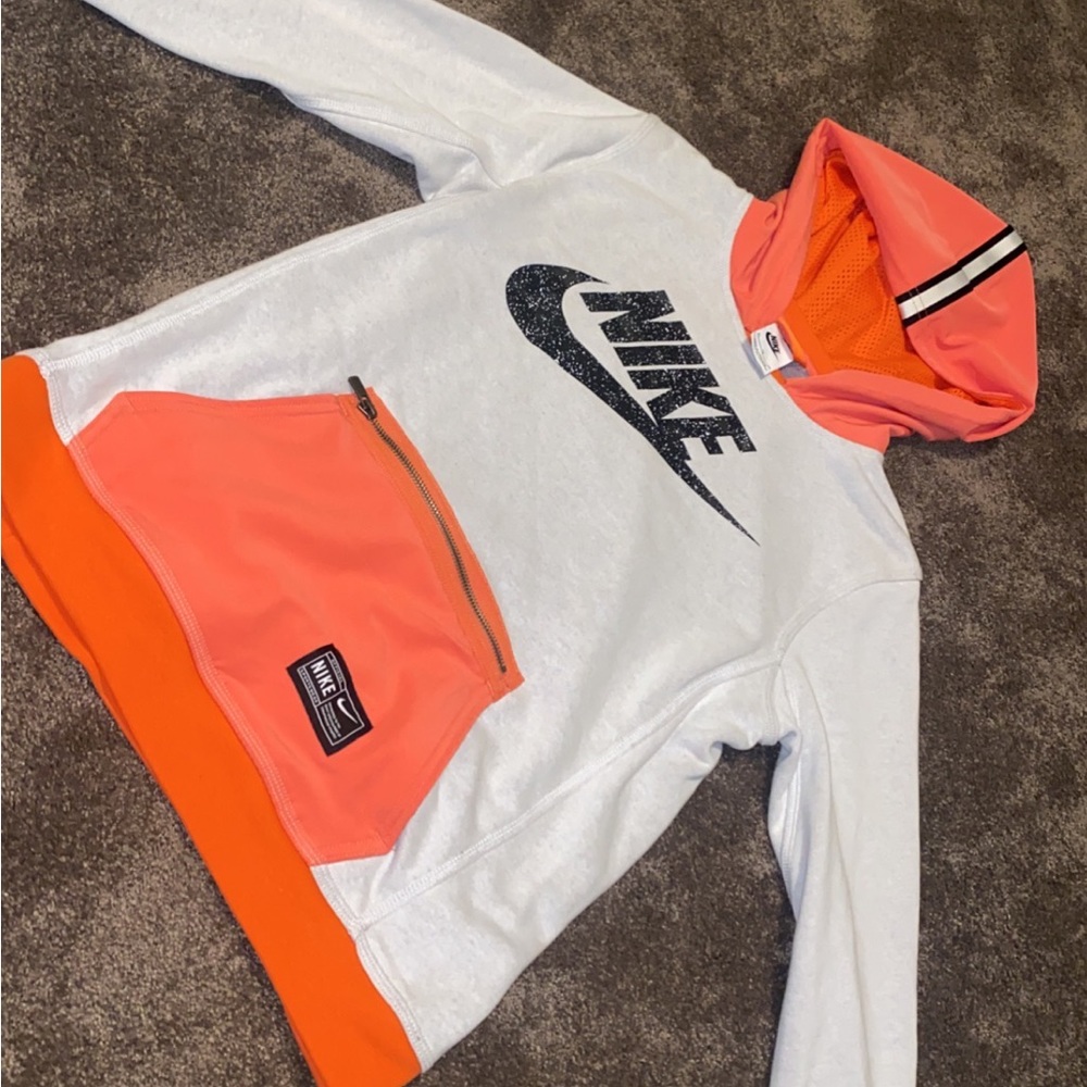 Nike sweatshirt